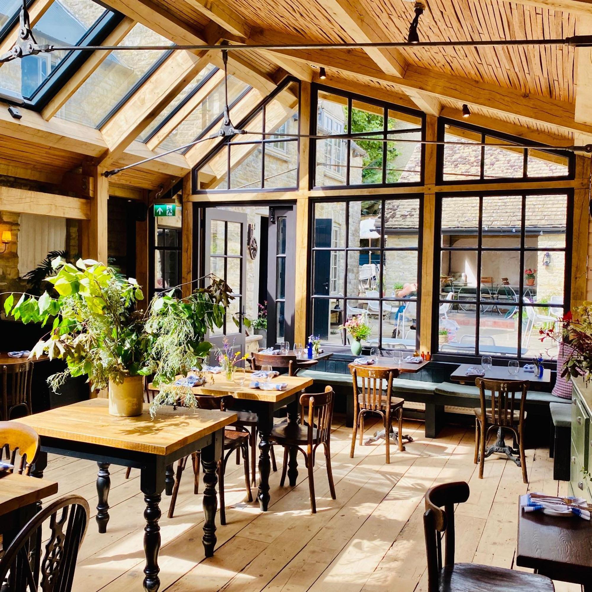 Royal Oak Ramsden Otel Dış mekan fotoğraf